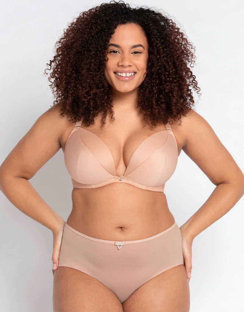 Curvy Kate - Superplunge Multiway turns outfit goals into reality